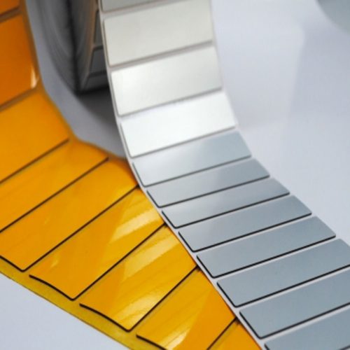 „Etykiety piankowe” – czy sprawdzą się w produkcji na zlecenie?