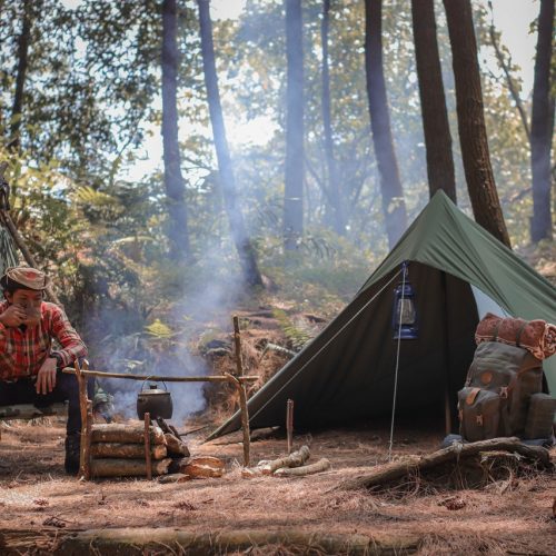 Kempingi nad jeziorem – pozwól naturze stać się Twym domem