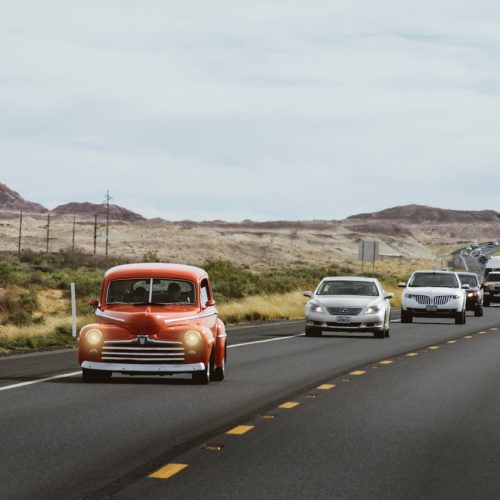 Lato 2021 – Polacy wynajmują auta na podróże po kraju i wyjazdy za granicę