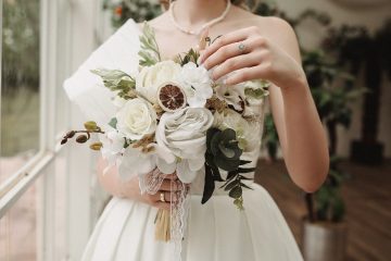 Satynowe zaproszenia ślubne – klasyka i elegancja