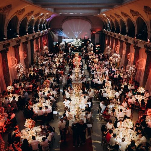 Kogo zatrudnia firma odpowiedzialna za organizację imprez okolicznościowych?