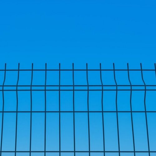 Co brać pod uwagę przy wyborze systemu ochrony obwodowej kablem sensorycznym?