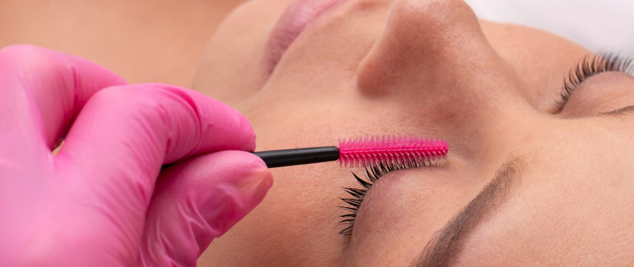 Home POMERANIA24.PL Czy brwi pudrowe to dobre rozwiązanie dla każdego typu urody?